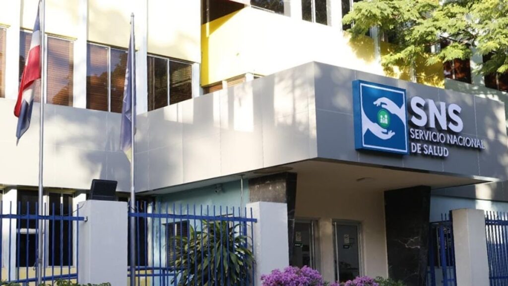 SNS fija plazo de 15 días para rescindir contratos que respaldan servicios médicos en hospitales públicos