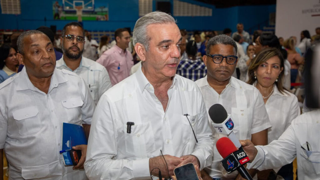 Presidente Abinader advierte RD está preparada para enfrentar cualquier amenaza de bandas terroristas haitianas en la frontera y asegura se ha reforzado sustancialmente la vigilancia en la zona